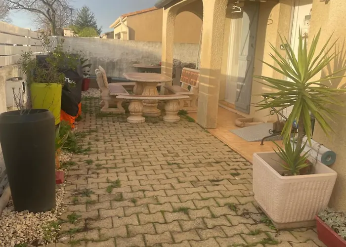 Chez Fabrice Homestay szállás Lunel